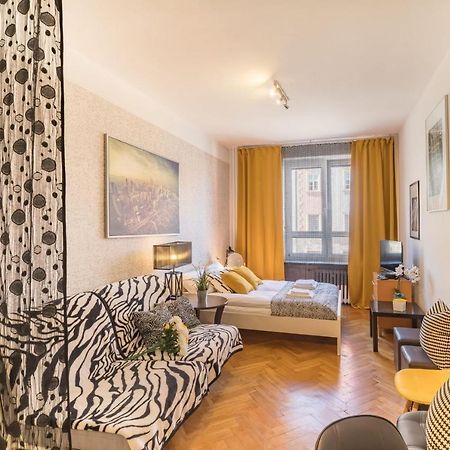 Rent like home - Oławska 1 Wrocław Zewnętrze zdjęcie